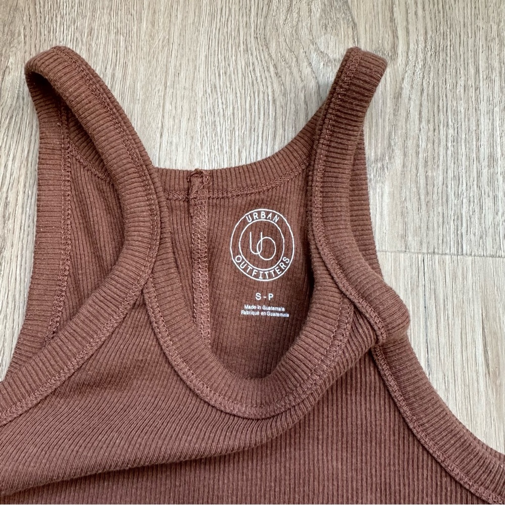 Urban Outfitters Crop Top - Picture 3 of 5